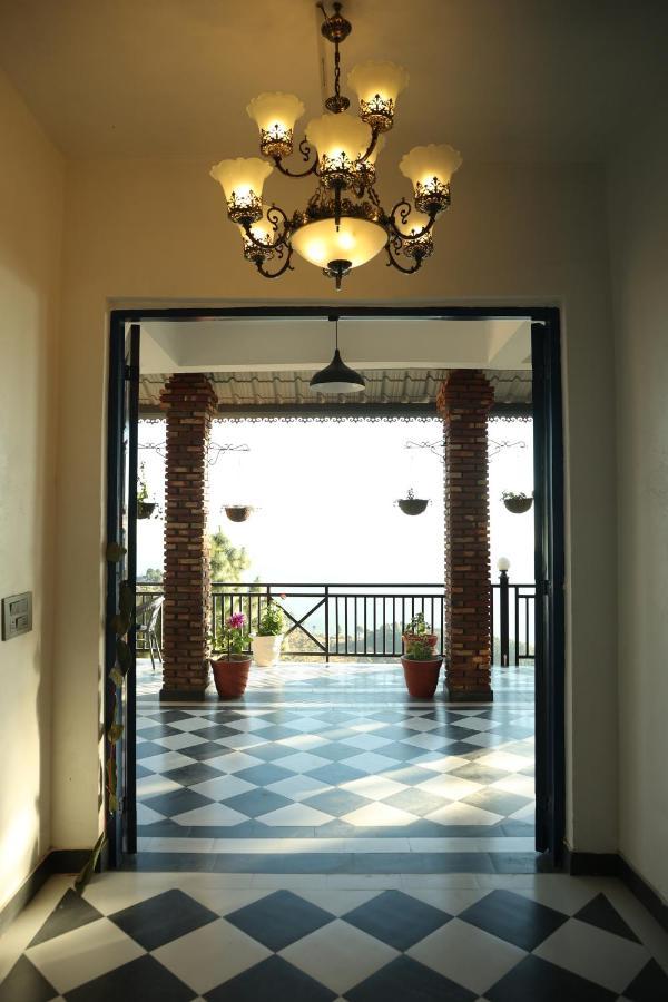 The Lanswood Estate Hotel Lansdowne Bagian luar foto