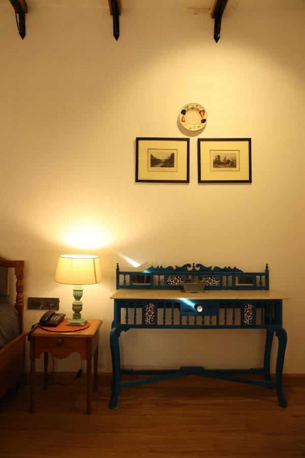 The Lanswood Estate Hotel Lansdowne Bagian luar foto